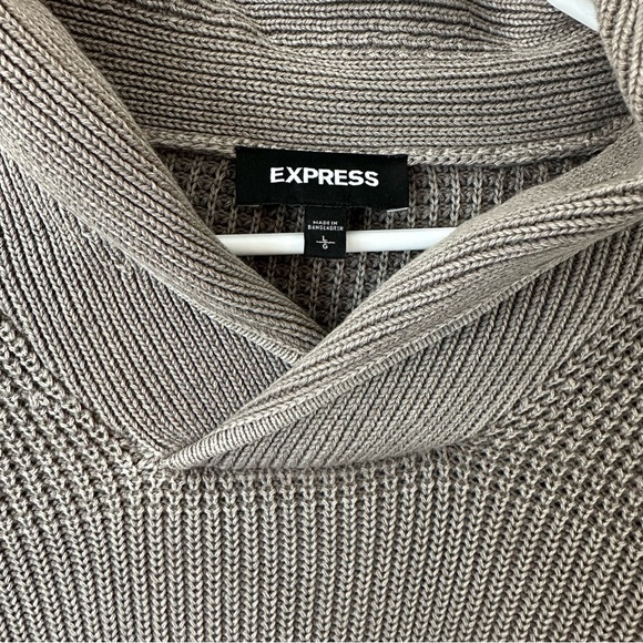 Express Men’s Shawl Collar Pullover Sweater - Picture 2 of 3